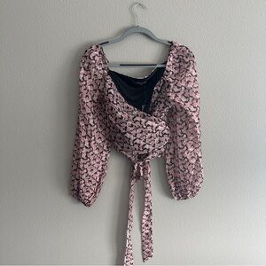 NWT Lulus Pink Floral Wrap Puff Sleeve Crop Top Medium